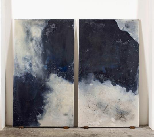 La XXI cera di Roma, 2015, residui di candele in paraffina e cera d'api fuse, ferro, due elementi cm 203x113x3 ciascuno