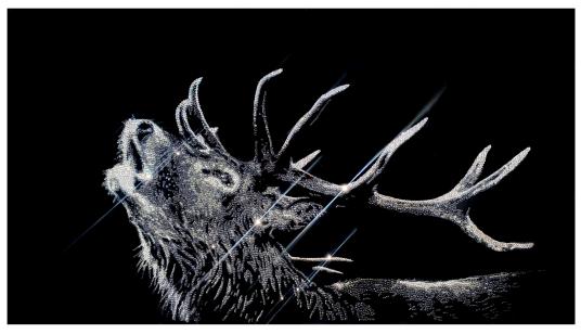 Deer in Love, 2023,  12200 swarovski crystals su plexiglas, 90 x 50 cm