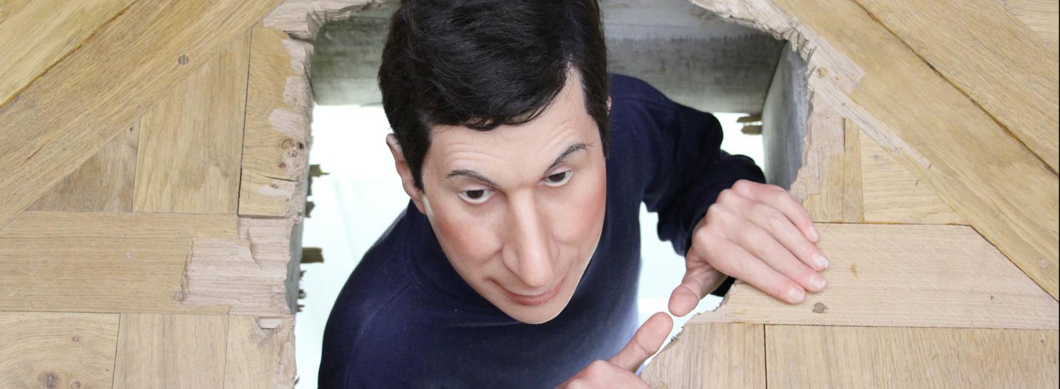 Not Afraid of Love , opera di Maurizio Cattelan