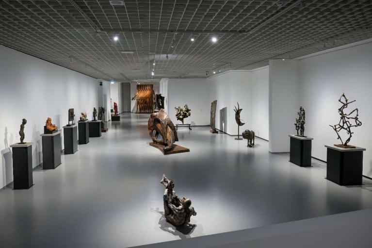 Viaggio al termine della statuaria. Scultura italiana 1940-1980 dalle collezioni Gam