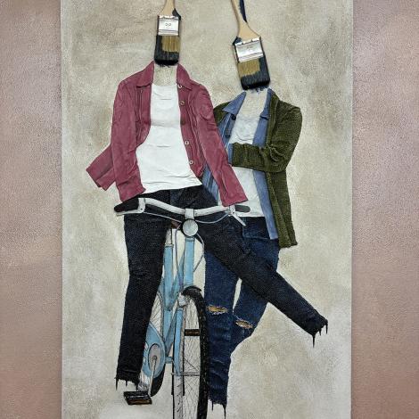 A Ruota Libera, 2025, collage di juta con materiali di riciclo e tecnica mista su tela, 65x100x4 cm