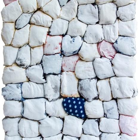 Trapos 110, 2016, tecnica mista su stoffa, 80x100 cm
