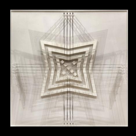 Farfalla, 2015, tecnica mista, 80x80x15cm