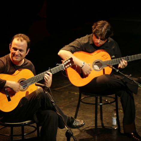Milano, Teatro Ventaglio Smeraldo, Carmen Cortez, danza; Gerardo Nunez, chitarra flamenta; Jesus Ruiz, cantaor; Pablo Martin, contrabbasso; Angel Sanchez Gonzales Cepillo, percussioni © Lelli e Masotti