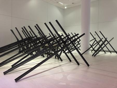 Kounellis al Museo Nazionale di Arte Contemporanea di Atene