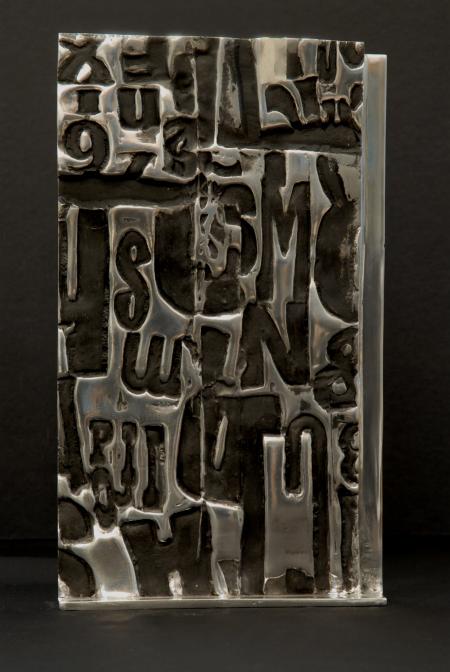 La Bibbia di Gutemberg, 2007, alluminio, cm 22,5x30,5x4,5