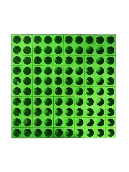 Inter-ena-cubo, 1967, moduli di cartone verde fustellato e plexiglas, 102,5 x 102,5 x 11,5 cm.