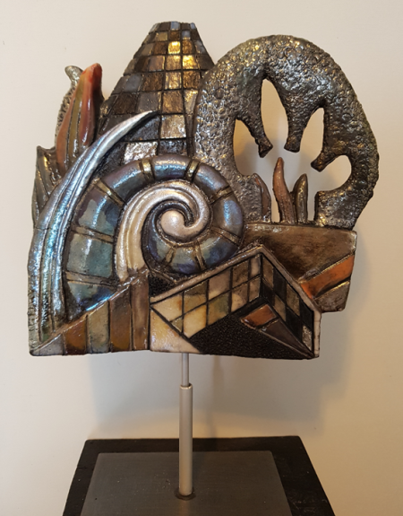 Il segreto del bosco, 2021 ceramica RAKU, 35x40 cm