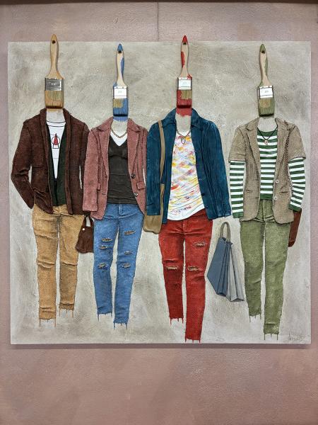Disinvolti, 2025, collage di juta con materiali di riciclo e tecnica mista su tela, 100x100x4 cm