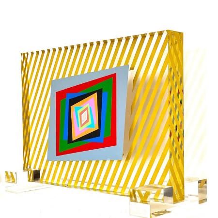 Scultura cinetica in plexiglass, 2019, cm 40x50x5