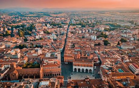 Vista aerea di Piacenza